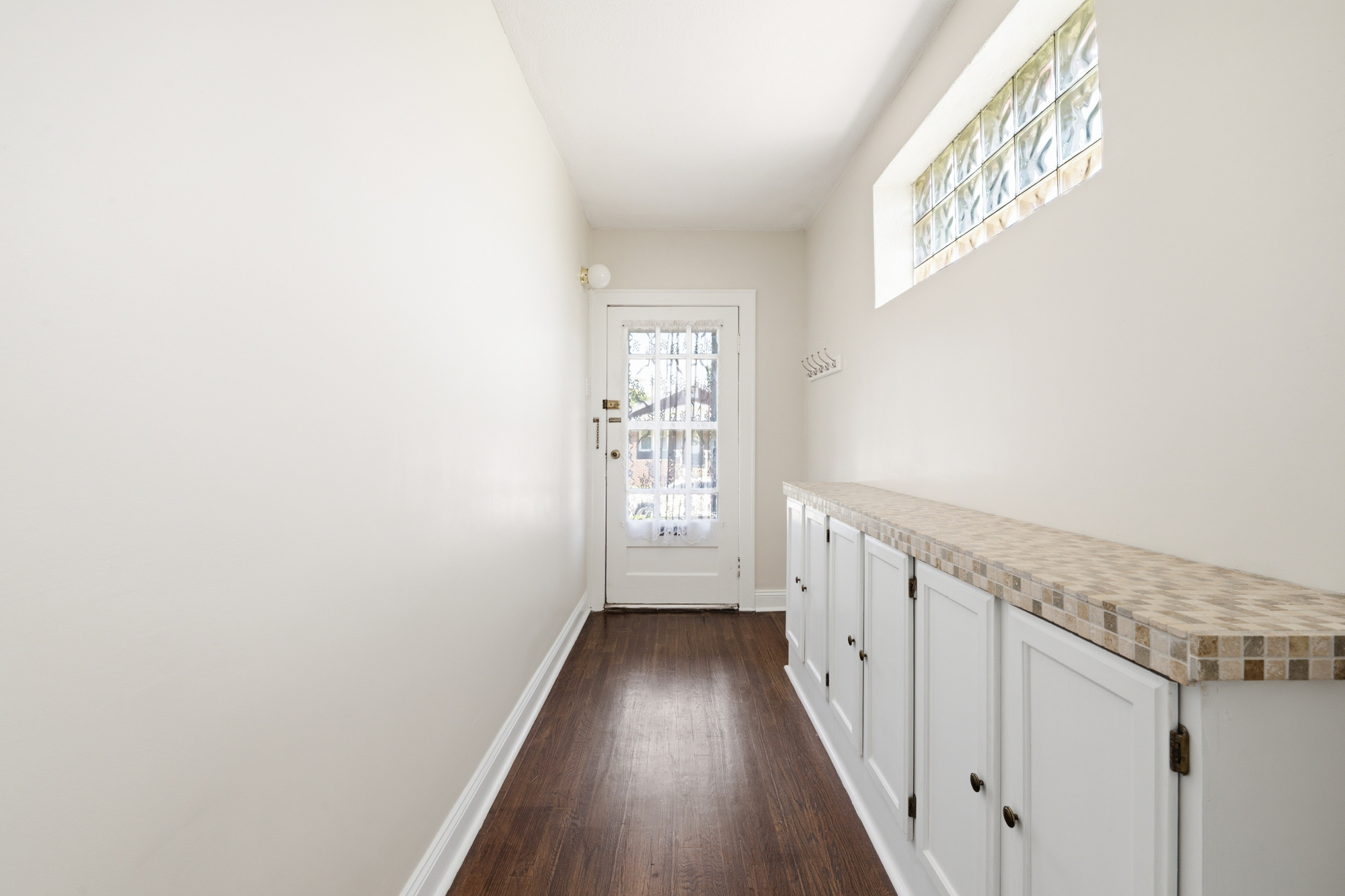 4916 Robert Avenue - 4918